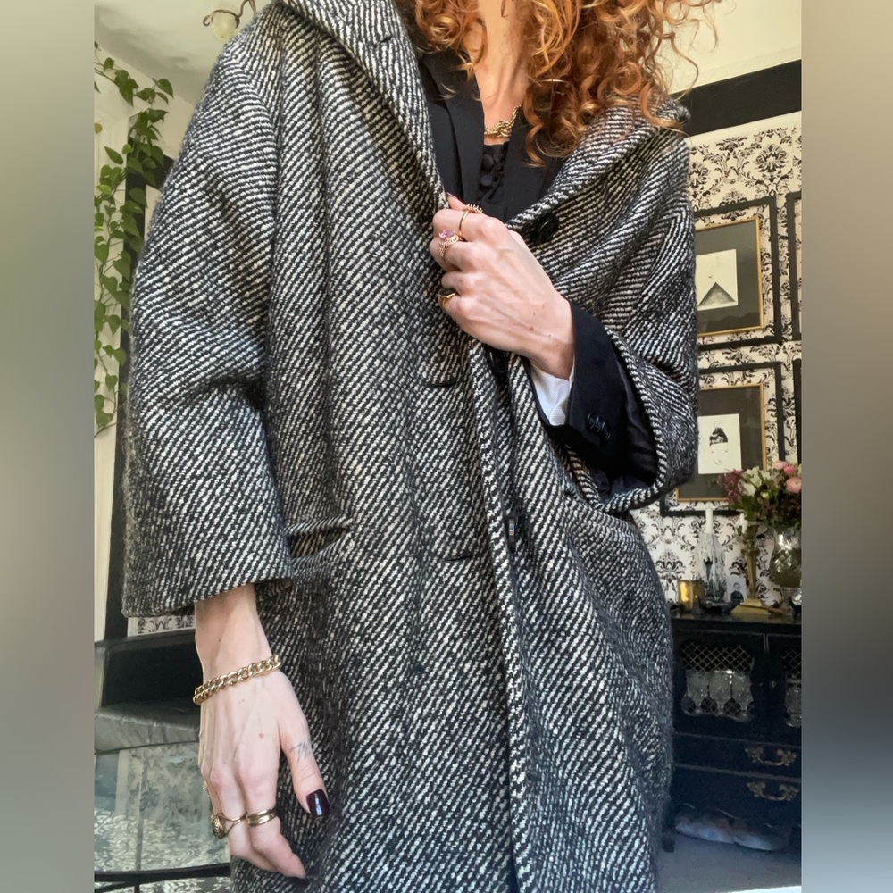 Woolen VIDEO coat Nicole Miller